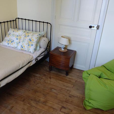 La Brasserie Chambre D'Hotes De Delphine Saulge Bagian luar foto
